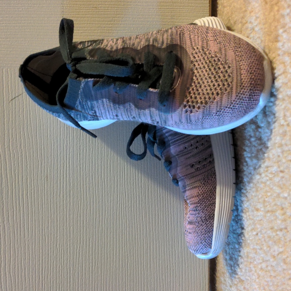 Bloch girls knit lace up dance sneaker sz1